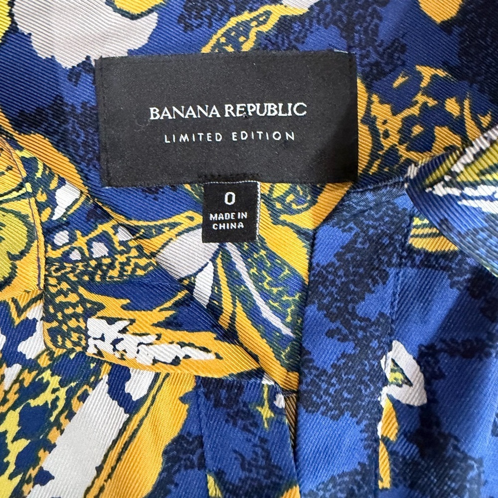 NWOT Banana Republic Limited Heritage Blue Gold Print 100% Silk Romper Sz 0 - Picture 3 of 9